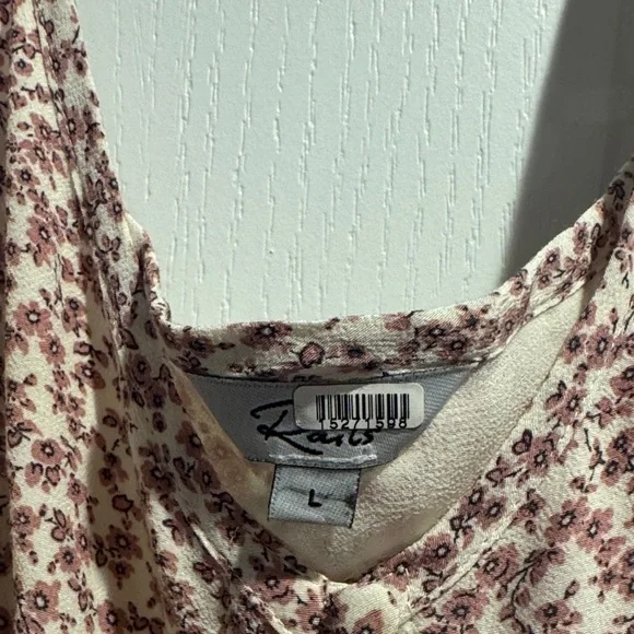 Rails Floral Midi Dress in Cream and Pink - Picture 2 of 8